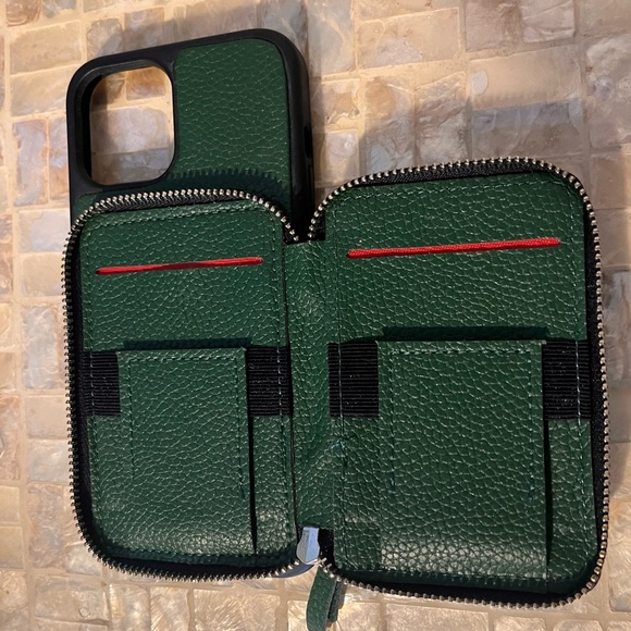 Zve iPhone 12 Pro Max wallet case - Picture 2 of 3